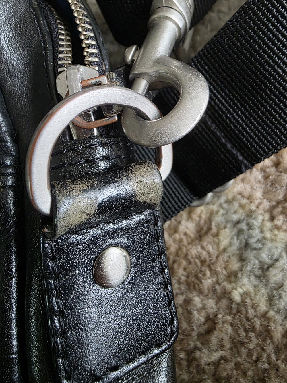 Classic Black Leather Bag with Removable Strap Tiger Of SWEDEN - Picture 3 of 8